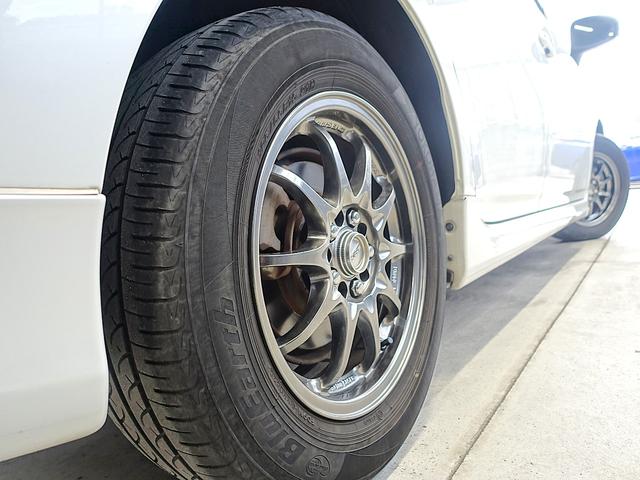 プリウス S モデリスタフルエアロ・RAYS-CE28-ECO軽量ホイール・シャークアンテナ・アルパインナビ・フルセグTV・ブルートゥースハンズフリー通話機能・バックカメラ・ETC・クリアランスソナー・ドアバイザー(10枚目)