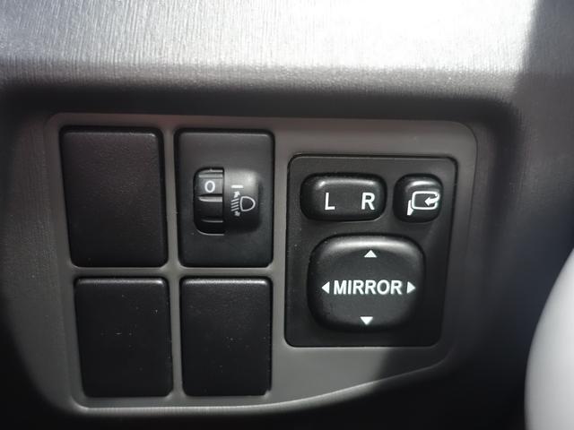 プリウス S モデリスタフルエアロ・RAYS-CE28-ECO軽量ホイール・シャークアンテナ・アルパインナビ・フルセグTV・ブルートゥースハンズフリー通話機能・バックカメラ・ETC・クリアランスソナー・ドアバイザー(25枚目)