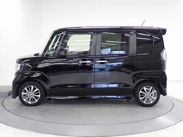 マン・マキシマム／メカ・ミニマム思想。人間のためのスペースは最大に、機械のためのスペースは最小限にして、クルマのスペース効率を高めようとする、Ｈｏｎｄａのクルマづくりの基本的な考え方です！