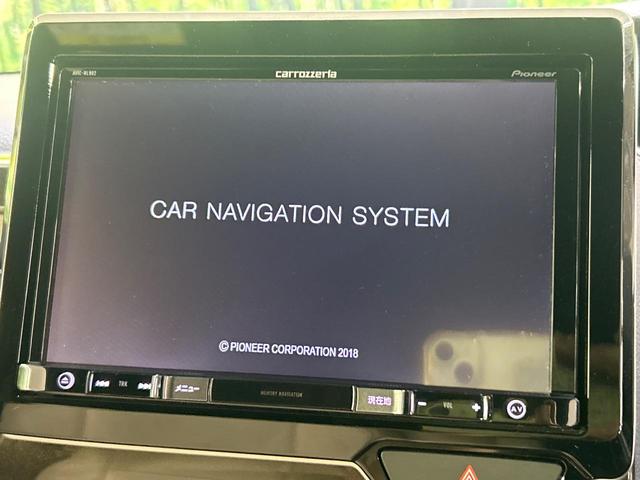 Ｎ－ＢＯＸカスタム Ｇ・Ｌターボホンダセンシング　両側電動ドア　８インチＳＤナビ　バックカメラ　衝突被害軽減システム　レーダークルーズ　禁煙車　ハーフレザーシート　ドラレコ　コーナーセンサー　スマートキー　ＬＥＤヘッド　ＥＴＣ　オートハイビーム（3枚目）
