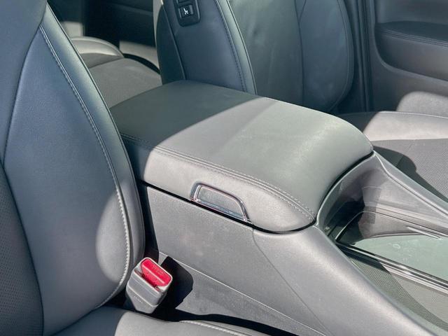 アルファード ２．５Ｓ　Ｃパッケージ　禁煙車　サンルーフ　両側電動ドア　後席モニター　ＢＳＭ　デジタルミラー　レーダークルーズ　レザーシート　前席シートエアコン　ドラレコ　コーナーセンサー　スマートキー　ＬＥＤヘッド　ビルトインＥＴＣ（77枚目）