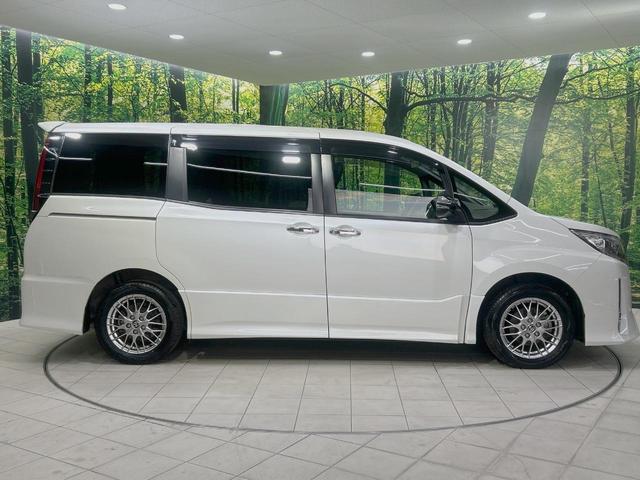ノア ハイブリッドＳｉ　ダブルバイビーＩＩＩ　禁煙車　純正９インチナビ　後席モニター　セーフティセンス　両側パワースライドドア　クルコン　バックカメラ　ＥＴＣ２．０　ドラレコ　デュアルエアコン　ＬＥＤヘッドライト　１６インチアルミホイール（45枚目）