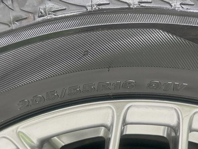 ノア ハイブリッドＳｉ　ダブルバイビーＩＩＩ　禁煙車　純正９インチナビ　後席モニター　セーフティセンス　両側パワースライドドア　クルコン　バックカメラ　ＥＴＣ２．０　ドラレコ　デュアルエアコン　ＬＥＤヘッドライト　１６インチアルミホイール（59枚目）