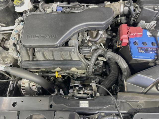 エクストレイル ２０Ｘ　純正ＳＤナビ　バックカメラ　禁煙車　防水シート　ドラレコ　スマートキー　シートヒーター　ＨＩＤヘッド　ビルトインＥＴＣ　オートライト　デュアルエアコン　純正１７インチアルミ　Ｂｌｕｅｔｏｏｔｈ　ＣＤ（18枚目）
