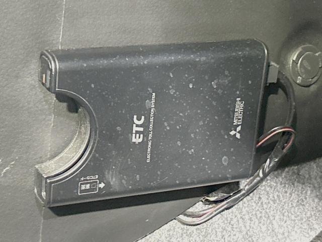 アルト L セーフティサポート 禁煙車 シートヒーター ドラレコ コーナーセンサー ETC 車線逸脱警報 オートライト CD再生オーディオ アイドリングストップ キーレスエントリー エアコン パワーウィンドウ(4枚目)