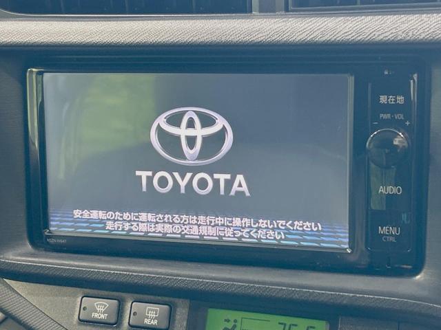 アクア Gブラックソフトレザーセレクション 純正SDナビ バックカメラ 禁煙車 スマートキー LEDヘッド ETC オートライト オートエアコン 純正15インチアルミ Bluetooth CD DVD再生 フルセグ(3枚目)