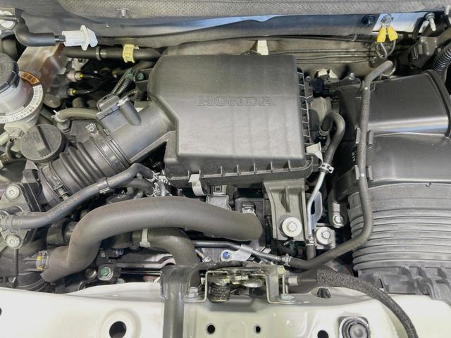 Ｎ－ＢＯＸカスタム Ｌターボ　両側電動スライドドア　ＳＤナビ　バックカメラ　ホンダセンシング　レーダークルーズ　禁煙車　ドラレコ　コーナーセンサー　スマートキー　ＬＥＤヘッド　ビルトインＥＴＣ　オートハイビーム　車線逸脱警報（18枚目）