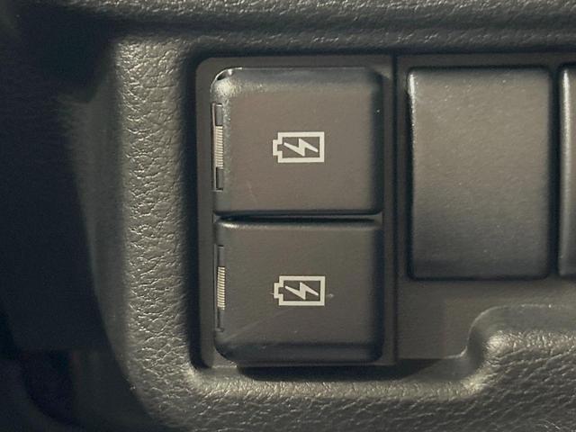 ワゴンRスマイル ハイブリッドS 2トーンルーフパッケージ装着車 両側電動ドア 全周囲カメラ 純正ナビ セーフティサポート 禁煙車 シートヒーター ドラレコ スマートキー ETC オートライト オートエアコン Bluetooth CD DVD再生 フルセグ(43枚目)