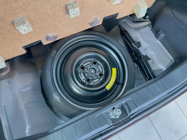 ムーヴコンテ カスタム G 4WD SDナビ 禁煙車 スマートキー HIDヘッド オートエアコン 純正14インチアルミ Bluetooth CD DVD再生 フルセグ(35枚目)
