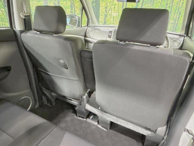 ワゴンRスティングレー X 禁煙車 スマートキー HIDヘッド フォグランプ オートエアコン 純正14インチアルミ CD 革巻きステアリング シートリフター バニティミラー 電動格納ミラー チルトステアリング イモビライザー(31枚目)