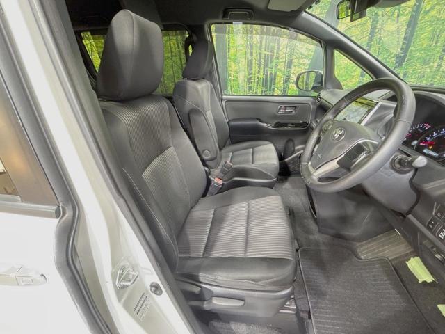 ヴォクシー ZS 煌II 両側電動ドア 純正9型ナビ 後席モニター バックカメラ セーフティセンス 禁煙車 ドラレコ スマートキー LEDヘッド ビルトインETC ドラレコ クルコン オートハイビーム オートエアコン(8枚目)