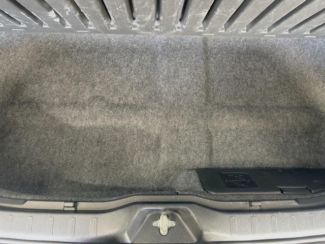 ヴォクシー ZS 煌II 両側電動ドア 純正9型ナビ 後席モニター バックカメラ セーフティセンス 禁煙車 ドラレコ スマートキー LEDヘッド ビルトインETC ドラレコ クルコン オートハイビーム オートエアコン(27枚目)