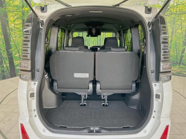 ヴォクシー ZS 煌II 両側電動ドア 純正9型ナビ 後席モニター バックカメラ セーフティセンス 禁煙車 ドラレコ スマートキー LEDヘッド ビルトインETC ドラレコ クルコン オートハイビーム オートエアコン(28枚目)