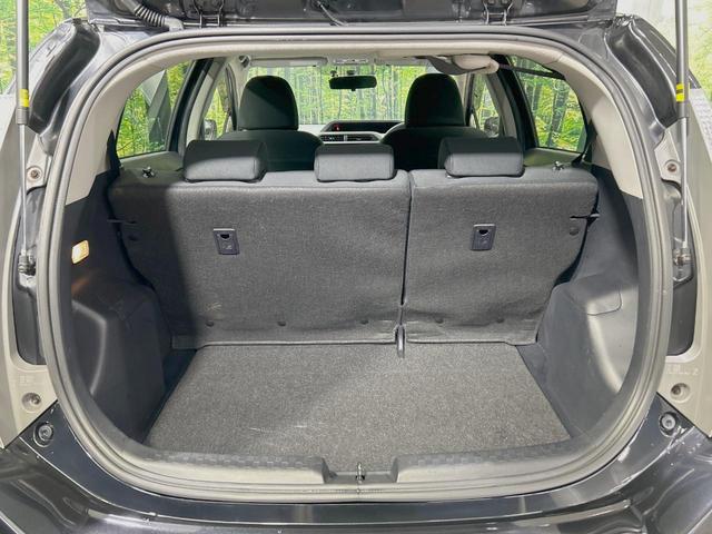 アクア S アルパイン製SDナビ バックカメラ 禁煙車 ドラレコ スマートキー ETC オートライト オートエアコン Bluetooth CD DVD再生 フルセグ 電動格納ミラー プライバシーガラス(39枚目)