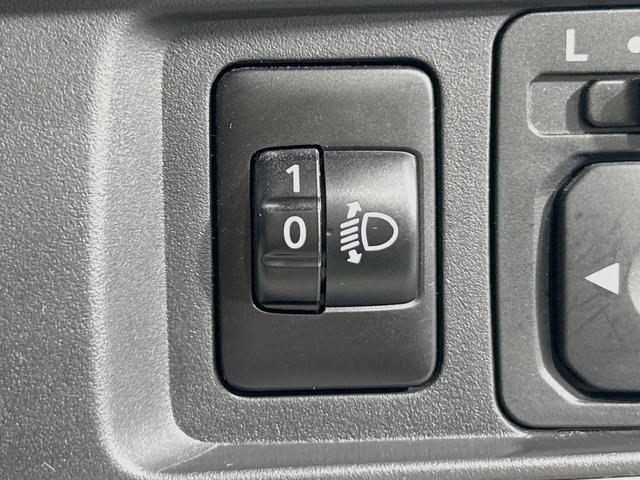 デイズ Ｘ　純正ＳＤナビ　全周囲カメラ　禁煙車　スマートキー　ＥＴＣ　オートエアコン　Ｂｌｕｅｔｏｏｔｈ　ＣＤ　ＤＶＤ再生　フルセグ　アイドリングストップ機能　シートリフター　電動格納ミラー　アームレスト（27枚目）