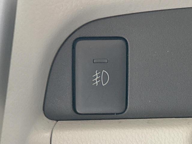 デイズ Ｘ　純正ＳＤナビ　全周囲カメラ　禁煙車　スマートキー　ＥＴＣ　オートエアコン　Ｂｌｕｅｔｏｏｔｈ　ＣＤ　ＤＶＤ再生　フルセグ　アイドリングストップ機能　シートリフター　電動格納ミラー　アームレスト（28枚目）