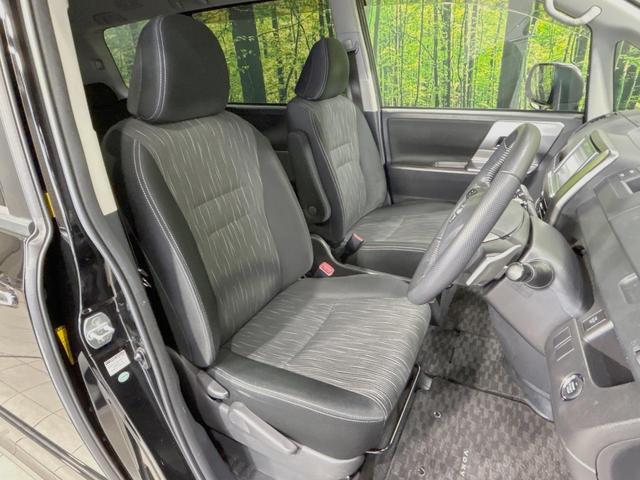 ヴォクシー ZS 煌II 両側電動ドア 純正HDDナビ 後席モニター バックカメラ 禁煙車 ドラレコ スマートキー ビルトインETC オートライト デュアルエアコン Bluetooth CD DVD再生 フルセグ(8枚目)
