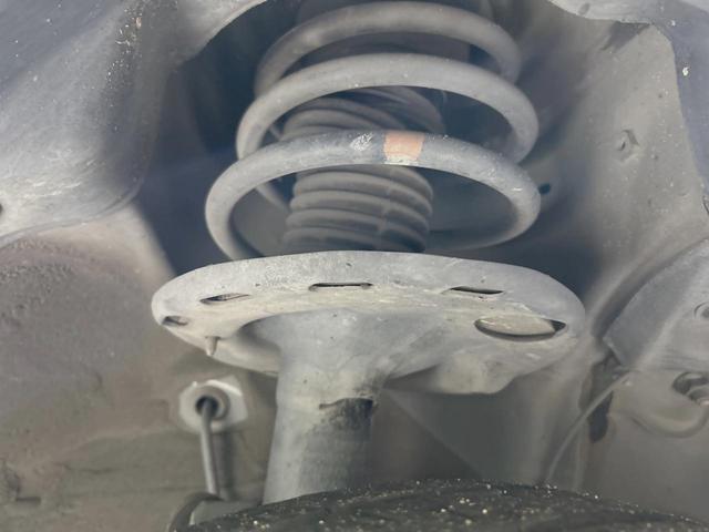 ヴォクシー ZS 煌II 両側電動ドア 純正HDDナビ 後席モニター バックカメラ 禁煙車 ドラレコ スマートキー ビルトインETC オートライト デュアルエアコン Bluetooth CD DVD再生 フルセグ(21枚目)