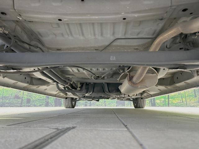 N-BOXカスタム G・ターボLパッケージ 両側電動ドア SDナビ バックカメラ 禁煙車 ハーフレザーシート スマートキー HIDヘッド ETC クルコン オートライト オートエアコン Bluetooth CD DVD再生 フルセグ(19枚目)