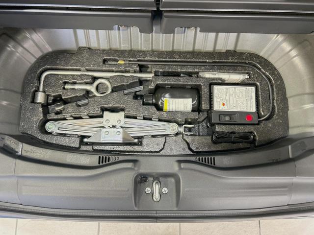 N-BOXカスタム G・ターボLパッケージ 両側電動ドア SDナビ バックカメラ 禁煙車 ハーフレザーシート スマートキー HIDヘッド ETC クルコン オートライト オートエアコン Bluetooth CD DVD再生 フルセグ(46枚目)