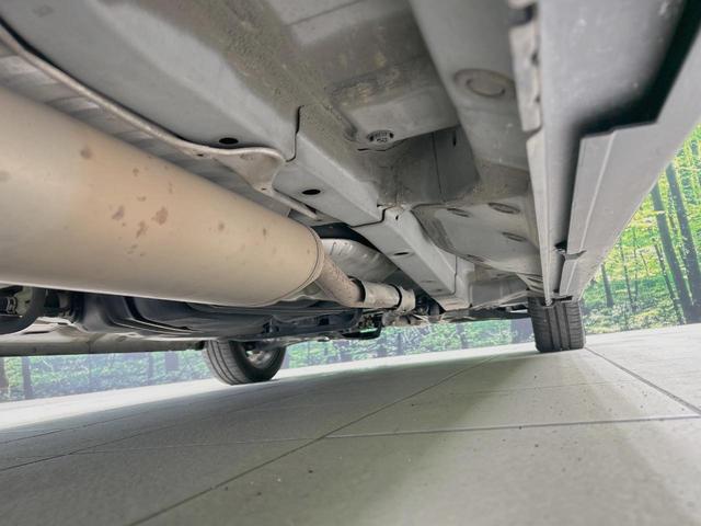 N-BOXカスタム G・ターボLパッケージ 両側電動ドア SDナビ バックカメラ 禁煙車 ハーフレザーシート スマートキー HIDヘッド ETC クルコン オートライト オートエアコン Bluetooth CD DVD再生 フルセグ(49枚目)