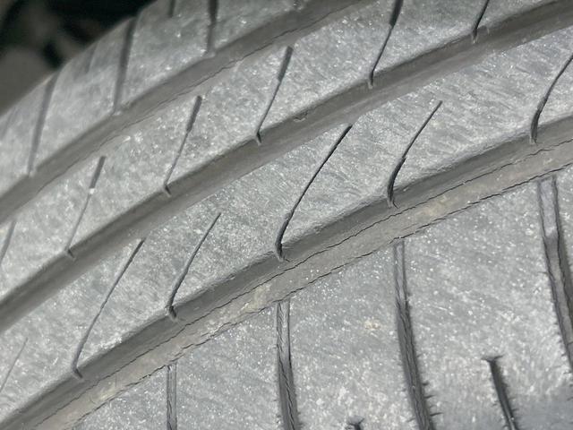 N-BOXカスタム G・ターボLパッケージ 両側電動ドア SDナビ バックカメラ 禁煙車 ハーフレザーシート スマートキー HIDヘッド ETC クルコン オートライト オートエアコン Bluetooth CD DVD再生 フルセグ(52枚目)