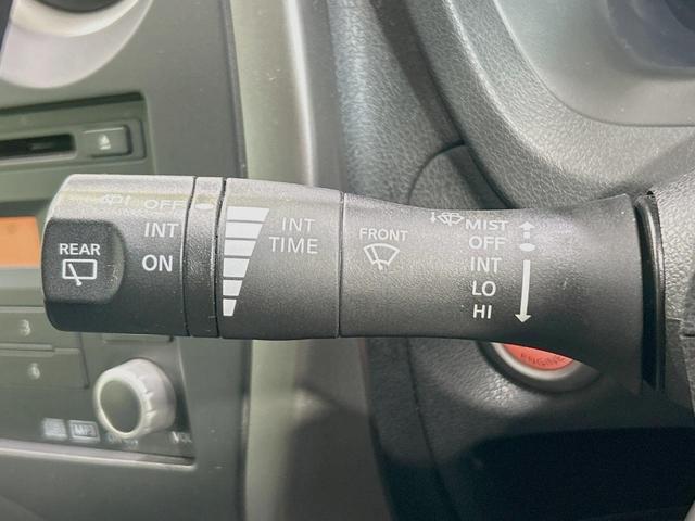 ノート X DIG-S 禁煙車 ETC スマートキー CD再生 アイドリングストップ 電動格納ミラー 盗難防止装置 パワーステアリング パワーウィンドウ ドアバイザー プライバシーガラス 純正14インチスチールホイール(25枚目)