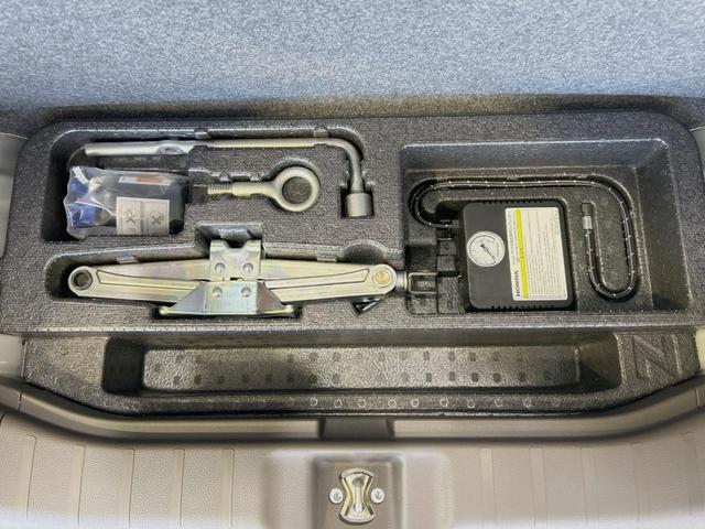 N-WGN Gホンダセンシング 禁煙車 ホンダセンシング ナビ バックカメラ Bluetooth フルセグ ETC レーダークルーズ オートブレーキホールド 電動パーキングブレーキ クリアランスソナー オートエアコン オートライト(33枚目)