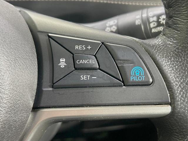 セレナ ハイウェイスター　ＶセレクションＩＩ　両側電動ドア　カロッツェリア１０型ナビ　後席モニター　プロパイロット　全周囲カメラ　レーダークルーズ　禁煙車　デジタルインナーミラー　ドラレコ　コーナーセンサー　スマートキー　ＨＩＤヘッド（6枚目）