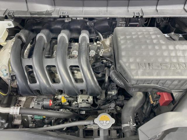 セレナ ハイウェイスター　ＶセレクションＩＩ　両側電動ドア　カロッツェリア１０型ナビ　後席モニター　プロパイロット　全周囲カメラ　レーダークルーズ　禁煙車　デジタルインナーミラー　ドラレコ　コーナーセンサー　スマートキー　ＨＩＤヘッド（19枚目）