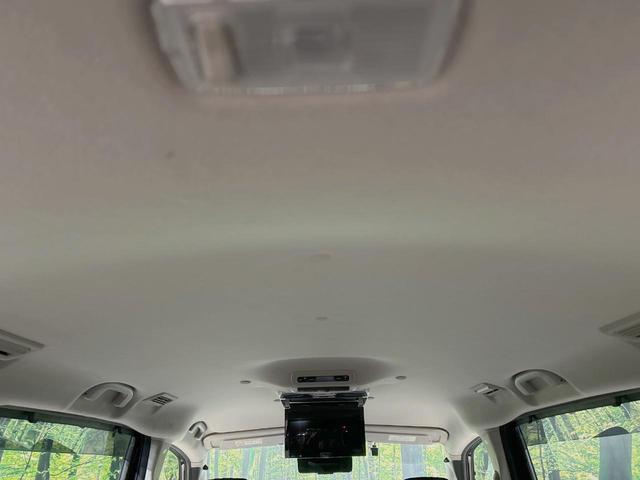 セレナ ハイウェイスター　ＶセレクションＩＩ　両側電動ドア　カロッツェリア１０型ナビ　後席モニター　プロパイロット　全周囲カメラ　レーダークルーズ　禁煙車　デジタルインナーミラー　ドラレコ　コーナーセンサー　スマートキー　ＨＩＤヘッド（51枚目）