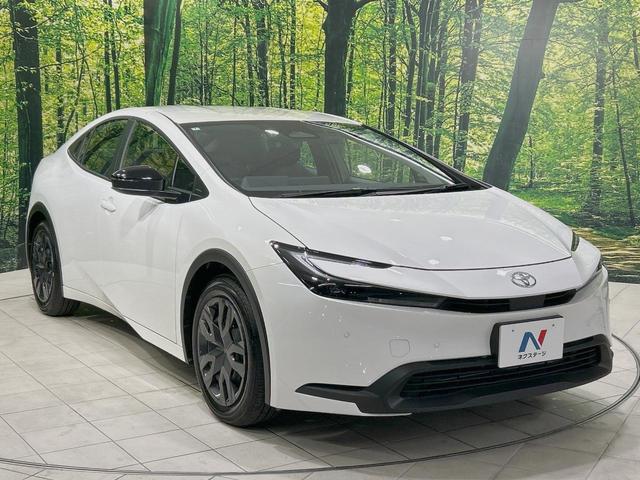 高透明度のガラス皮膜で撥水はもちろん、上質なツヤ・光沢を実現。紫外線や酸性雨から大切な愛車を保護し、色あせ・劣化を防止。「弾スプラッシュコート」、「弾プリミッサコート」からお選びいただけます。