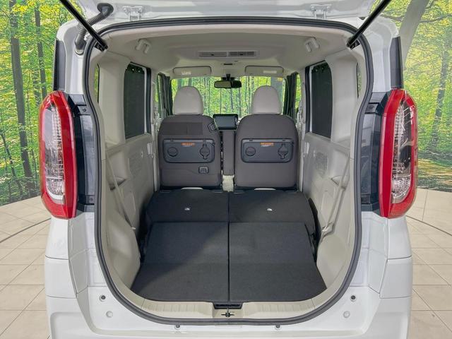 普段のお買い物や通勤、送迎等に十分な荷室スペースを確保しております。セカンドシートを倒すと、大きな荷物の積載も可能です♪