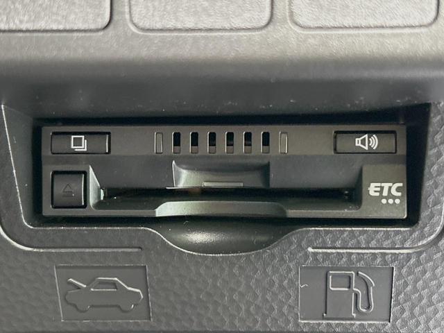 【ＥＴＣ】高速道路の料金所をストレスなく通過！話題のスポットやサービスエリアに多い「スマートＩＣ」利用時は必須のアイテムです。当店でセットアップを実施、ご納車当日からすぐにご利用いただけます！