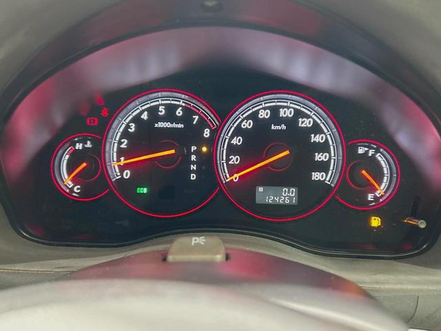 レガシィアウトバック ２．５ｉ　Ｓスタイルリミテッド　４ＷＤ　バックカメラ　禁煙車　スマートキー　ＨＩＤヘッド　ＥＴＣ　純正１７インチアルミ　オートライト　オートエアコン　ＣＤ　地デジ　パドルシフト　フロアマット　アームレスト　電動格納ミラー（32枚目）