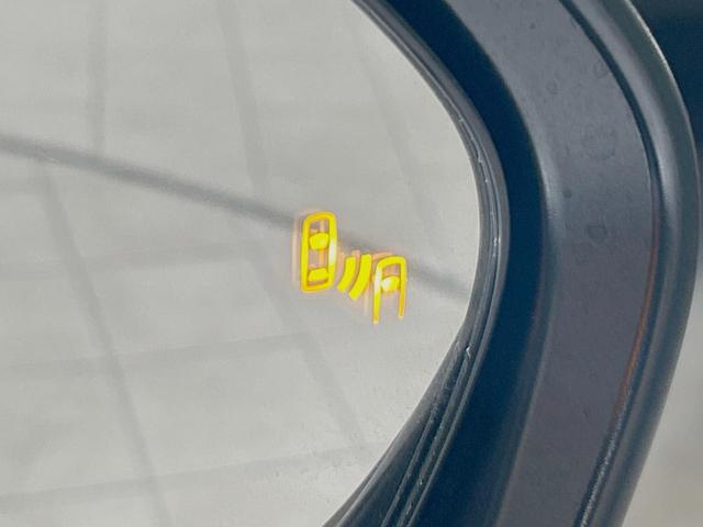 ヤリスクロス Ｚ　純正８型ナビ　全周囲カメラ　禁煙車　プリクラッシュセーフティ　ブラインドスポットモニター　ハーフレザーシート　パワーシート　シートヒーター　ドラレコ　コーナーセンサー　ステアリングヒーター　ＥＴＣ（7枚目）