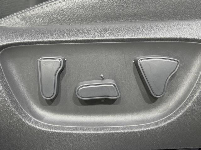 ヤリスクロス Ｚ　純正８型ナビ　全周囲カメラ　禁煙車　プリクラッシュセーフティ　ブラインドスポットモニター　ハーフレザーシート　パワーシート　シートヒーター　ドラレコ　コーナーセンサー　ステアリングヒーター　ＥＴＣ（32枚目）