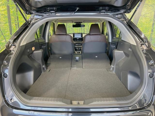 ヤリスクロス ハイブリッドＺ　全周囲カメラ　ブラインドスポットモニター　ハーフレザーシート　パワーシート　ドラレコ　コーナーセンサー　スマートキー　ＬＥＤヘッド　ＥＴＣ２．０　純正１８インチアルミ　オートハイビーム　オートライト（10枚目）