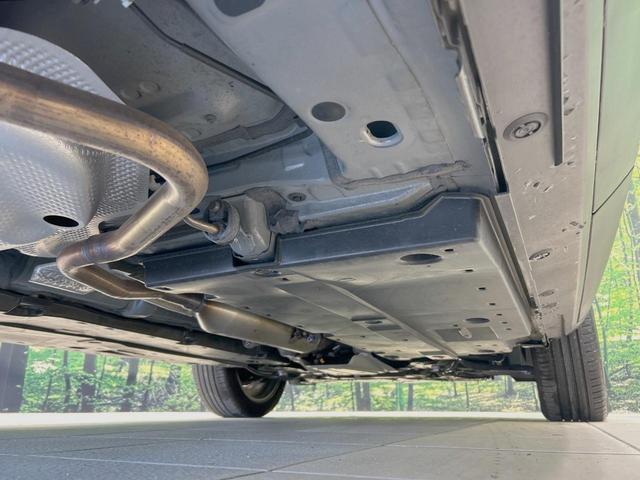 ヤリスクロス ハイブリッドＺ　全周囲カメラ　ブラインドスポットモニター　ハーフレザーシート　パワーシート　ドラレコ　コーナーセンサー　スマートキー　ＬＥＤヘッド　ＥＴＣ２．０　純正１８インチアルミ　オートハイビーム　オートライト（22枚目）