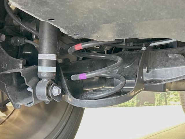 ヤリスクロス ハイブリッドＺ　全周囲カメラ　ブラインドスポットモニター　ハーフレザーシート　パワーシート　ドラレコ　コーナーセンサー　スマートキー　ＬＥＤヘッド　ＥＴＣ２．０　純正１８インチアルミ　オートハイビーム　オートライト（23枚目）