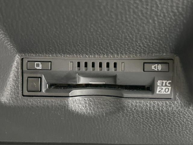 ヤリスクロス ハイブリッドＺ　全周囲カメラ　ブラインドスポットモニター　ハーフレザーシート　パワーシート　ドラレコ　コーナーセンサー　スマートキー　ＬＥＤヘッド　ＥＴＣ２．０　純正１８インチアルミ　オートハイビーム　オートライト（38枚目）