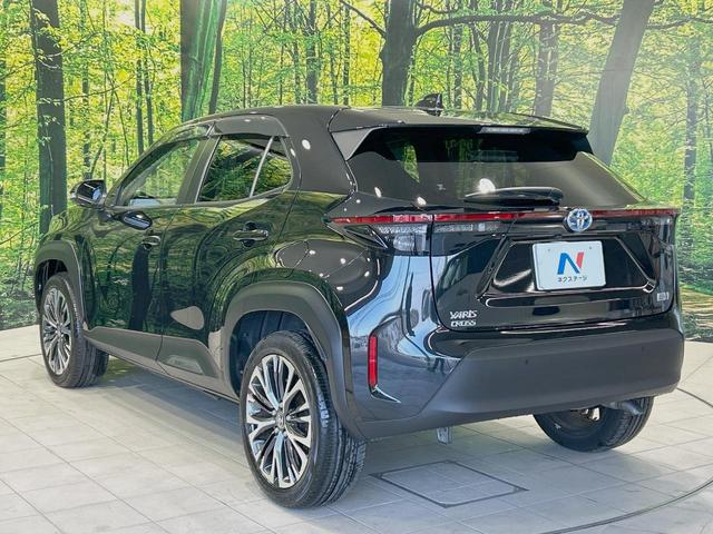 ヤリスクロス ハイブリッドＺ　全周囲カメラ　ブラインドスポットモニター　ハーフレザーシート　パワーシート　ドラレコ　コーナーセンサー　スマートキー　ＬＥＤヘッド　ＥＴＣ２．０　純正１８インチアルミ　オートハイビーム　オートライト（49枚目）