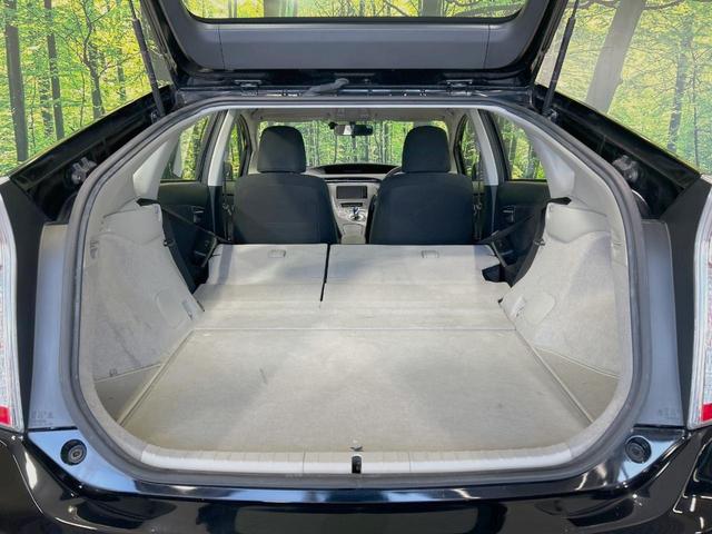 プリウス L 禁煙車 ビルトインETC 純正15インチアルミ オートライト オートエアコン Bluetooth CD 地デジ スマートキー パワーウィンドウ プライバシーガラス(10枚目)