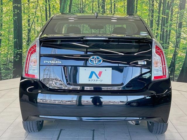 プリウス L 禁煙車 ビルトインETC 純正15インチアルミ オートライト オートエアコン Bluetooth CD 地デジ スマートキー パワーウィンドウ プライバシーガラス(15枚目)
