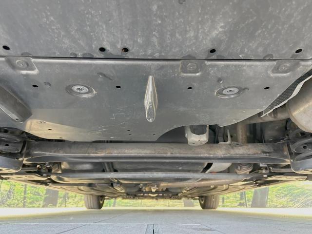 プリウス L 禁煙車 ビルトインETC 純正15インチアルミ オートライト オートエアコン Bluetooth CD 地デジ スマートキー パワーウィンドウ プライバシーガラス(19枚目)