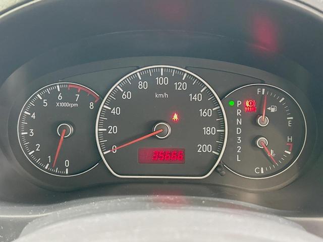 ＳＸ４ １．５ＸＧ　禁煙車　ポータブルナビ　ＥＴＣ２．０　オートエアコン　オートライト　電動格納ミラー　ＨＩＤヘッドライト　フロントフォグランプ　プライバシーガラス　純正革巻きステアリング（24枚目）