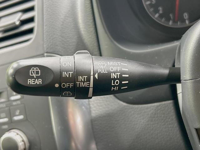 ＳＸ４ １．５ＸＧ　禁煙車　ポータブルナビ　ＥＴＣ２．０　オートエアコン　オートライト　電動格納ミラー　ＨＩＤヘッドライト　フロントフォグランプ　プライバシーガラス　純正革巻きステアリング（25枚目）