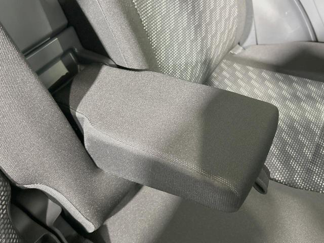 ＳＸ４ １．５ＸＧ　禁煙車　ポータブルナビ　ＥＴＣ２．０　オートエアコン　オートライト　電動格納ミラー　ＨＩＤヘッドライト　フロントフォグランプ　プライバシーガラス　純正革巻きステアリング（41枚目）