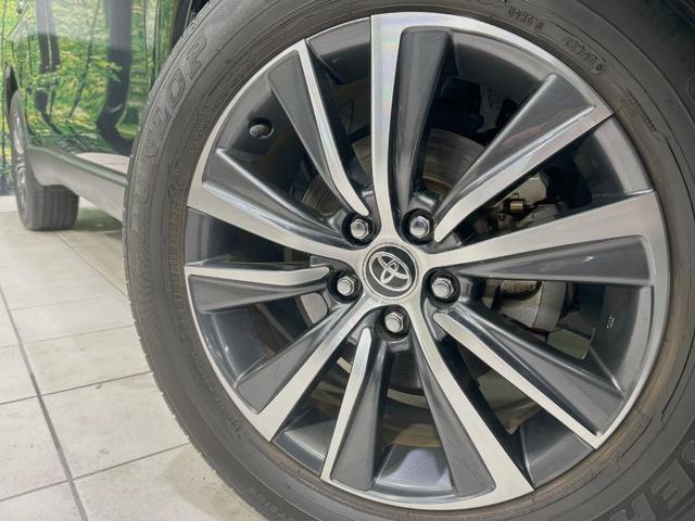 ハリアー Ｇ　８インチディスプレイオーディオ　バックカメラ　衝突被害軽減システム　レーダークルーズ　禁煙車　電動リアゲート　パワーシート　コーナーセンサー　ＥＴＣ　純正１８インチアルミ　オートハイビーム（13枚目）