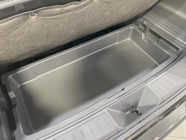 ハリアー Ｇ　８インチディスプレイオーディオ　バックカメラ　衝突被害軽減システム　レーダークルーズ　禁煙車　電動リアゲート　パワーシート　コーナーセンサー　ＥＴＣ　純正１８インチアルミ　オートハイビーム（52枚目）